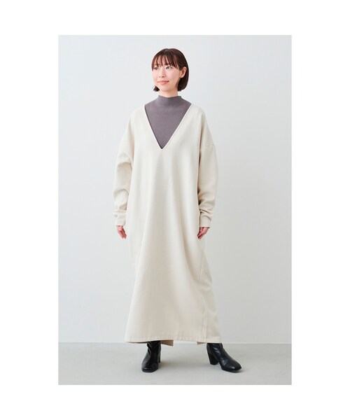 IEDIT（イディット）の「IEDIT[イディット] きくちあつこさんコラボ Vネックマキシワンピース〈アイボリー〉（レディースファッション > ワンピース・チュニック > ワンピース・レディース・ホワイト・身幅76.5/総丈133cm/身幅80/総丈134.5cm/身幅70/総丈131cm/身幅73/総丈132cm/身幅70/総丈139cm/身幅67/総丈130cm/身幅67/総丈122cm/身幅67/総丈138cm/身幅64/総丈129cm/身幅64/総丈121cm）」の8枚目の写真