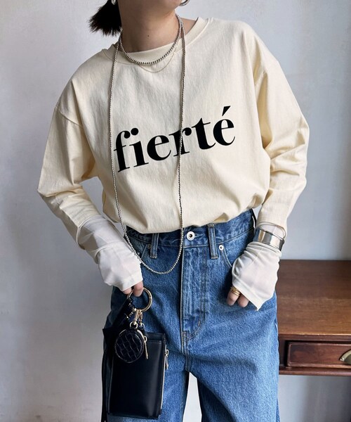 DouDou（ドゥドゥ）の「袖シアーフロッキーロゴTEE（Tシャツ/カットソー・レディース・オフホワイト/ベージュ/チャコールグレー・F）」の2枚目の写真