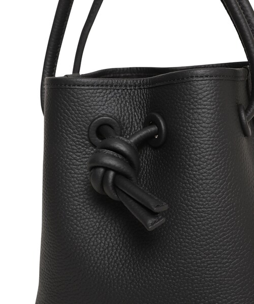 VASIC（ヴァジック）の「BOND MINI LEATHER（バッグ・レディース・BLACK/01・F）」の4枚目の写真