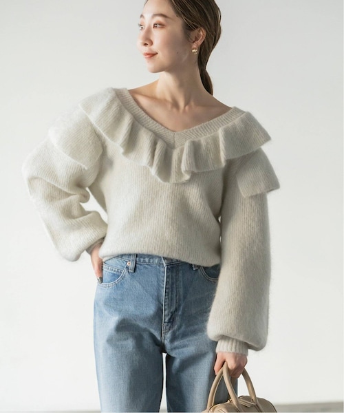 超美品！NOBLE ノーブル　ブークレーVネックラッフルニット Noble（ノーブル）の「ブークレーVネックラッフルニット（）」 - WEAR