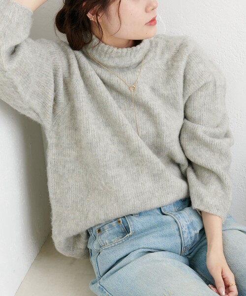 PUAL CE CIN（ピュアルセシン）の「ハイネック起毛ニットチュニック（ニット/セーター・レディース・オートミール/ピンク系その他/パープル系その他・FREE）」の2枚目の写真