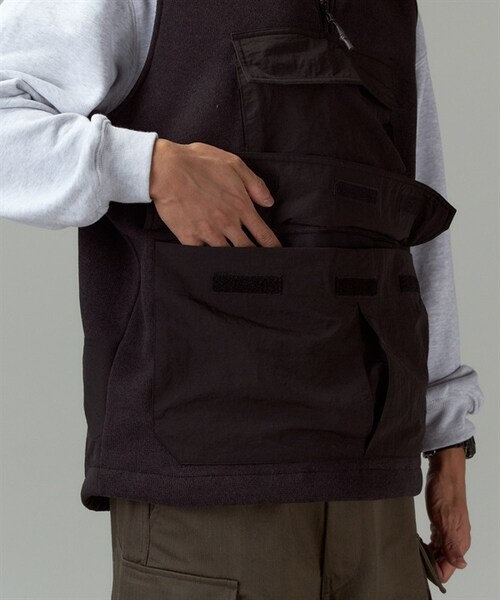 BURLAP OUTFITTER（バーラップアウトフィッター）の「Burlap Outfitter 針織刷毛拼接背心（その他・メンズ・黑色/BLACK/燕麥色/OATMEAL・黑色/BLACK/燕麥色/OATMEAL）」の8枚目の写真