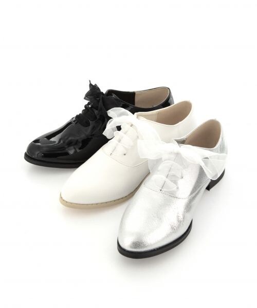 GLOBAL WORK(グローバルワーク)の「レースアップシューズ(シューズ・レディース・ホワイト(05)/ブラック(09)/シルバー(12)・S(22-22.5cm)/M(23-23.5cm)/L(24-24.5cm))」の9枚目の写真