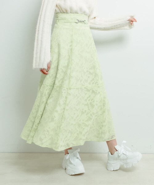 OLIVE des OLIVE（オリーブデオリーブ）の「【WEB限定カラーあり/リバイバル】ビットベルト付きフレアスカート（スカート・レディース・その他11/チェック/ミント/サックスブルー/スミクロ・FREE）」の4枚目の写真