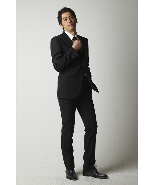 MONOIR（モノワール）の「ヤングフォーマルスーツ（スーツジャケット・メンズ・ブラック（濃染加工）・Y体3号（スリム体型/身長160cmまで）/Y体4号（スリム体型/身長165cmまで）/Y体5号（スリム体型/身長170cmまで）/Y体6号（スリム体型/身長175cmまで）/Y体7号（スリム体型/身長180cmまで）/Y体8号（スリム体型/身長185cmまで）/A体3号（標準体型/身長160cmまで）/A体4号（標準体型/身長165cmまで）/A体5号（標準体型/身長170cmまで）/A体6号（標準体型/身長175cmまで）/A体7号（標準体型/身長180cmまで）/A体8号（標準体型/身長185cmまで））」の6枚目の写真