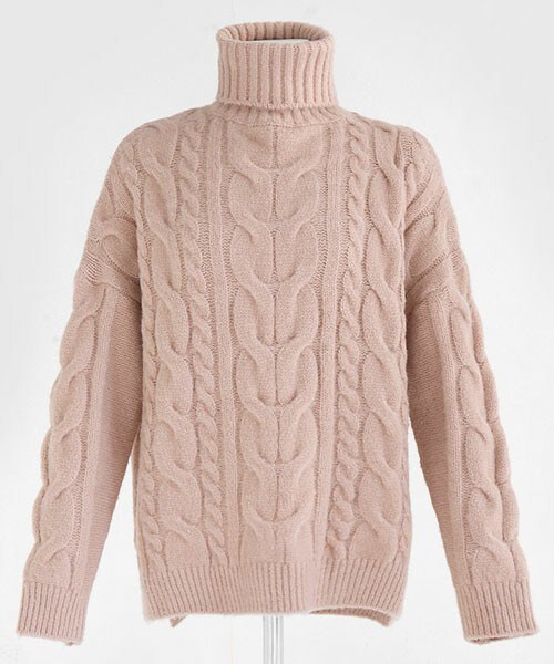 DHOLIC(ディーホリック)の「パステルカラータートルケーブルニット(ニット/セーター・レディース・ココア/イエロー/ディープスカイブルー/ピンク/ライトベージュ・free)」の5枚目の写真