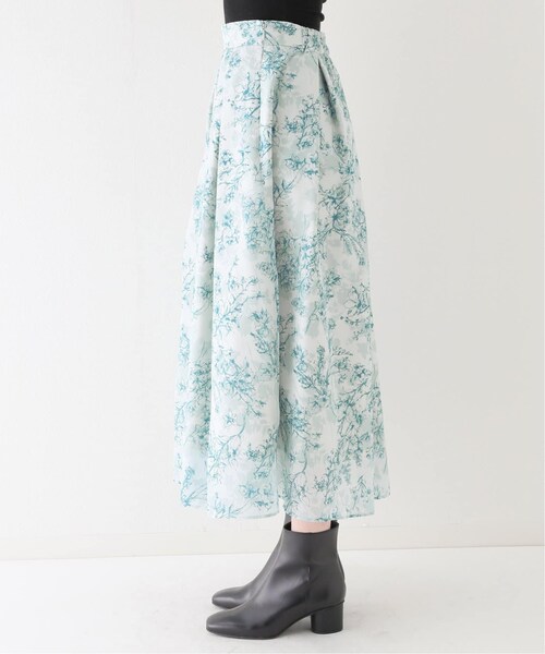 La TOTALITE（ラトータリテ）の「アクアフラワープリントタックス