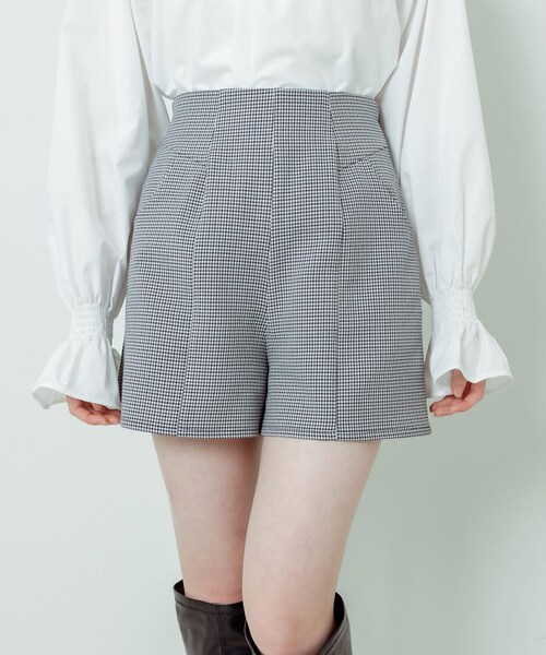 OLIVE des OLIVE(オリーブデオリーブ)の「シンプルショートパンツ(その他パンツ・レディース・ベージュ/チェック/ブラック・FREE)」の2枚目の写真
