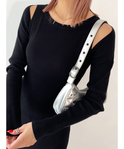 EMODA(エモダ)の「カーブスリットマキシニットワンピース(ワンピース・ベージュ/グレー/ブラック・F)」の7枚目の写真