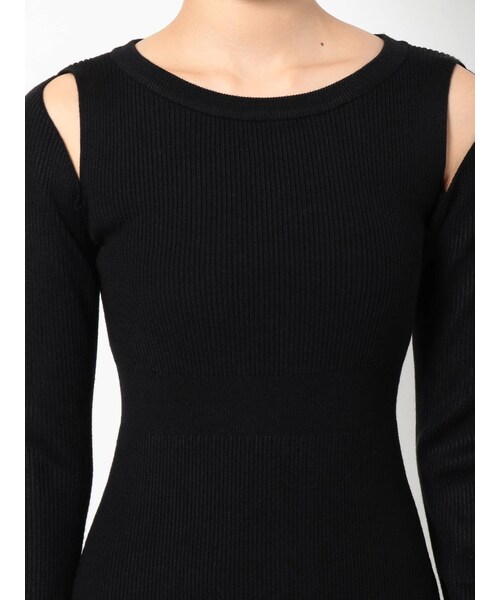 EMODA(エモダ)の「カーブスリットマキシニットワンピース(ワンピース・ベージュ/グレー/ブラック・F)」の16枚目の写真