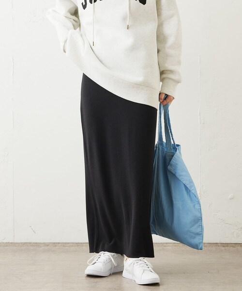 PUAL CE CIN（ピュアルセシン）の「【Du noir】ストレッチナロースカート（スカート・レディース・ライトグレー/オレンジ/ブルー/ブラック・FREE）」の2枚目の写真