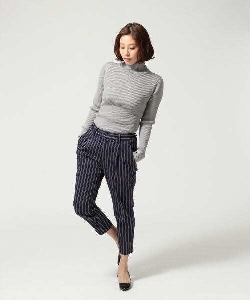 LEPSIM(レプシィム)の「【NEW ARRIVAL】12GリブタートルLS(トップス・レディース・オフ/ブラック/グレー/ネイビー・M/L)」の7枚目の写真