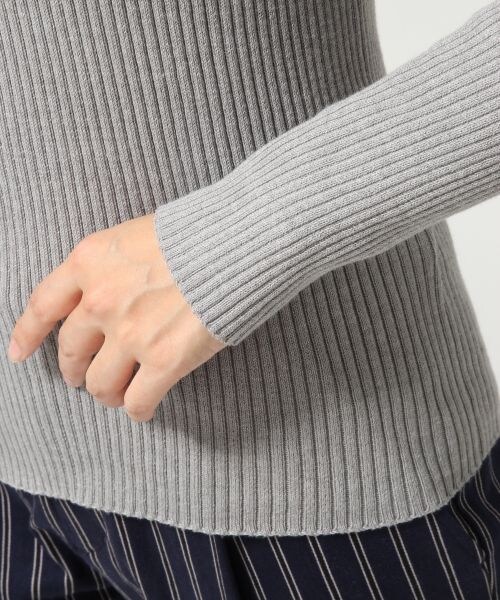 LEPSIM(レプシィム)の「【NEW ARRIVAL】12GリブタートルLS(トップス・レディース・オフ/ブラック/グレー/ネイビー・M/L)」の14枚目の写真