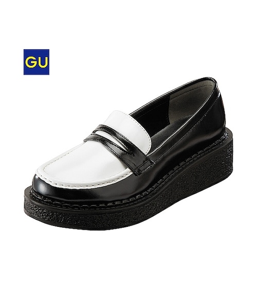 GU（ジーユー）の「（GU）ＷＯＭＥＮプラットフォームローファー（WOMEN ⁄ シューズ・レディース・BLACK/DARK BROWN/80・S/M/L）」の3枚目の写真