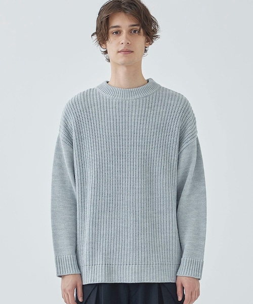 A + TOKYO(エープラストウキョウ)の「BULKYウールオーバーニット(ニット/セーター・メンズ・GRY/BRN/BLU・1/2)」の1枚目の写真