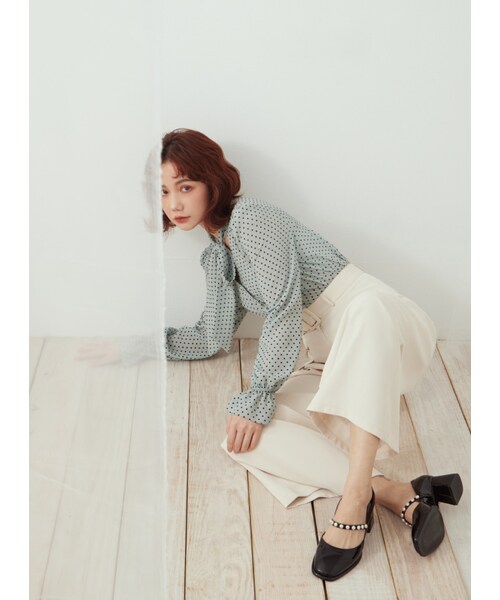 Marjorie（マージョリー）の「落子，復古水玉點點綁結領襯衫（トップス・レディース・深藍/淺綠・S/M）」の14枚目の写真