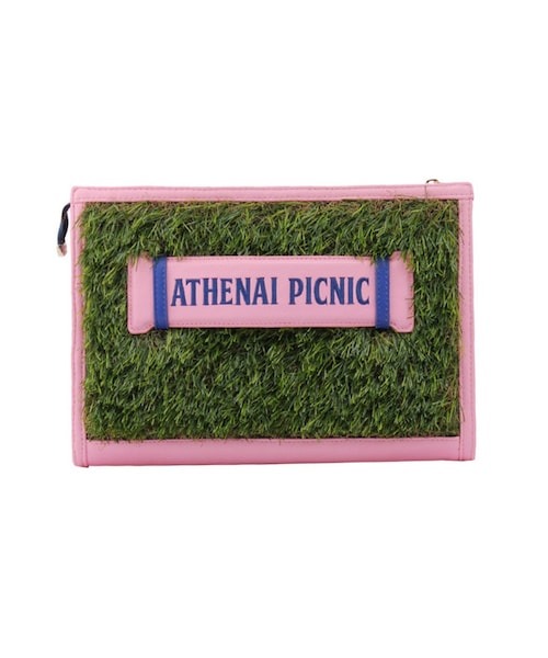 PAMEO POSE（パメオポーズ）の「ATHENAI PICNIC SHIELD CLUCH（クラッチバッグ・レディース・ベージュ/ピンク・Ｆ）」の2枚目の写真