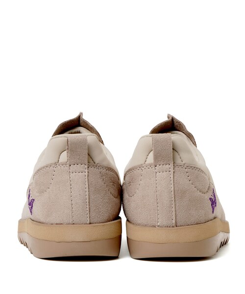 Needles（ニードルス）の「Needles x Reebok - Beatnik Moc / Papillon Embroideries（シューズ・メンズ・BEIGE/27）」の3枚目の写真