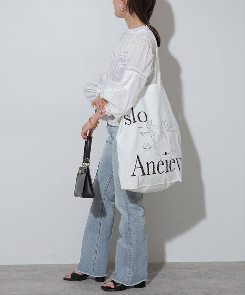 SLOBE IENA（スローブイエナ）の「《予約》マニーレース ピンタック