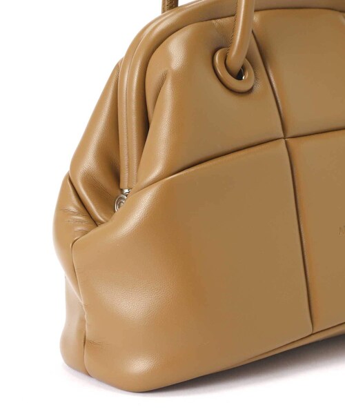 B'2nd（ビーセカンド）の「ADD CULUMN(アドカラム) PUFF-CLASP/口金バック（バッグ・ブラック/ホワイト/ベージュ/クリーム・F）」の15枚目の写真