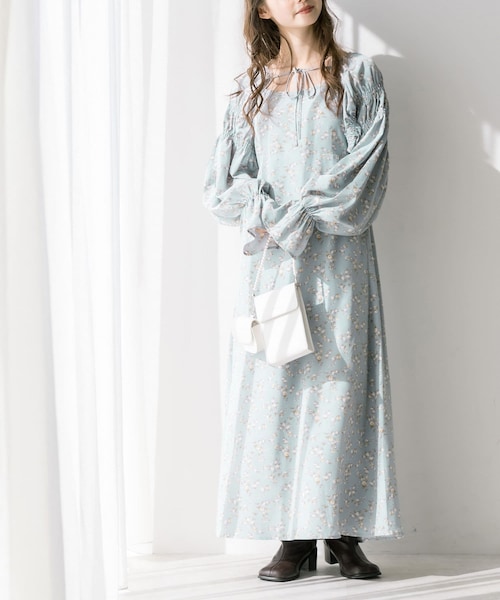 OLIVE des OLIVE（オリーブデオリーブ）の「ボレロ×キャミマルチウェイワンピース（ワンピース・レディース・オフホワイト/サックスブルー/ドット・FREE）」の2枚目の写真