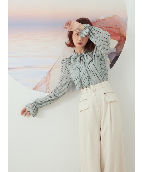 Marjorie（マージョリー）の「微光透影，特色口袋設計修身寬褲（パンツ・レディース・米白/淺紫・XS/S/M/L）」の3枚目の写真