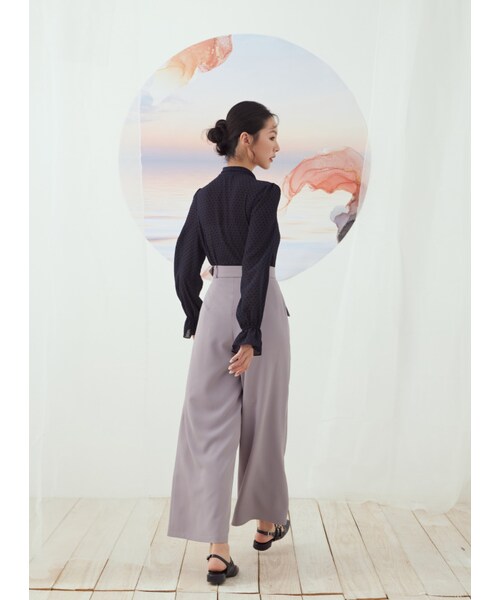 Marjorie（マージョリー）の「微光透影，特色口袋設計修身寬褲（パンツ・レディース・米白/淺紫・XS/S/M/L）」の16枚目の写真