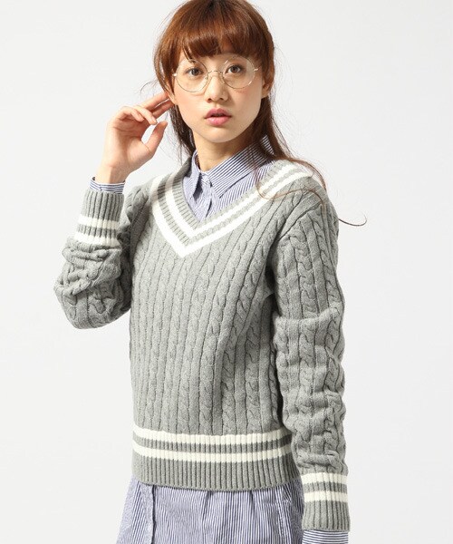 LOWRYS FARM(ローリーズファーム)の「【新作商品】5ゲージチルデンプルオーバーロングスリーブ(トップス・レディース・オフ/グレー/ネイビー・M/L)」の2枚目の写真