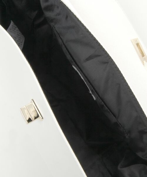 GLOBAL WORK（グローバルワーク）の「フラップミニショルダー（バッグ・レディース・ブラック09/オレンジ45・ONE SIE）」の6枚目の写真