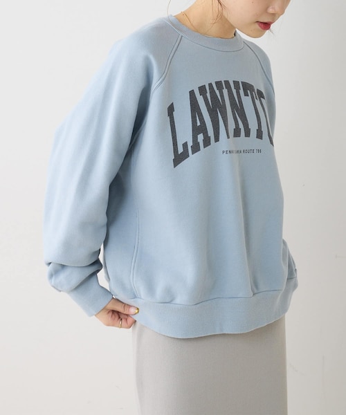 PUAL CE CIN（ピュアルセシン）の「パイルカット裏毛カレッジロゴプルオーバー（Tシャツ/カットソー・レディース・オフホワイト/ナチュラル/サックスブルー・FREE）」の2枚目の写真