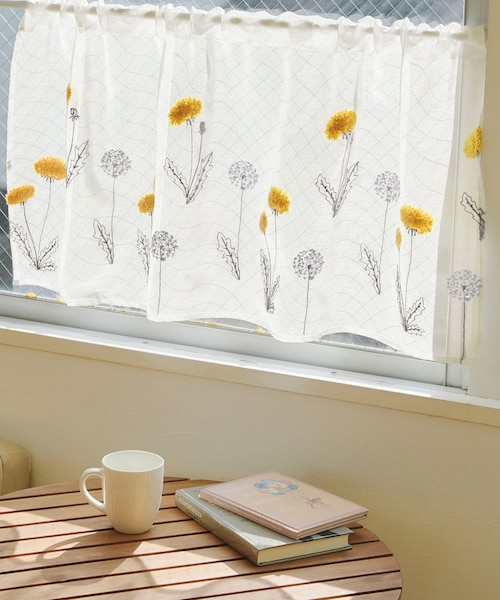 ❁ハンドメイドになります❁ 刺繍カフェカーテン 3coins（3coins）の「刺繍カフェカーテンたんぽぽ（インテリア雑貨