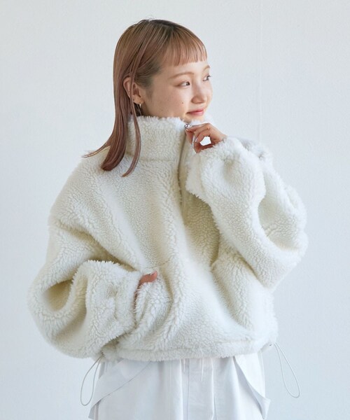 w closet（ダブルクローゼット）の「★先行予約★ショート丈ハーフジップボアジャケット【1月下旬入荷】（ジャケット/アウター・レディース・オフホワイト/グリーン/Sオレンジ・FREE）」の15枚目の写真