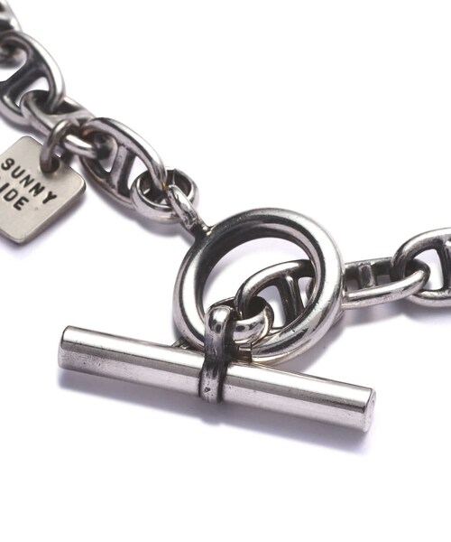 B'2nd（ビーセカンド）の「on the sunny side of the street(オンザ サニーサイド オブ ザ ストリート)ｽﾓｰﾙｱﾝｶｰﾁｪｰﾝﾈｯｸｽ（アクセサリー・ホワイト/シルバー・F）」の4枚目の写真