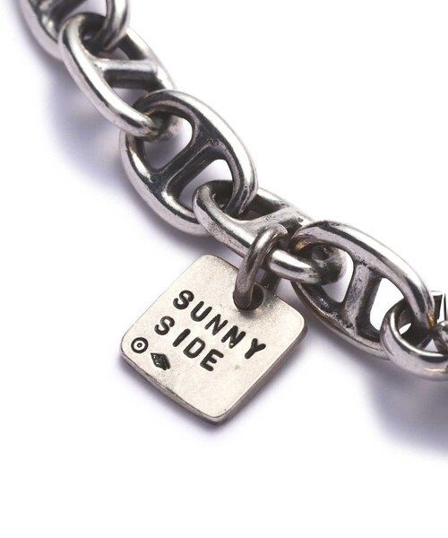 B'2nd（ビーセカンド）の「on the sunny side of the street(オンザ サニーサイド オブ ザ ストリート)ｽﾓｰﾙｱﾝｶｰﾁｪｰﾝﾈｯｸｽ（アクセサリー・ホワイト/シルバー・F）」の3枚目の写真