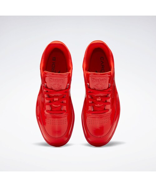 Reebok（リーボック）の「【Reebok CLASSIC x Cardi B】カーディ・B クラブ シー / Cardi B Club C Double Shoes（インスティンクトレッド）（シューズ・インスティンクトレッド・220 (22.0cm)/225 (22.5cm)/230 (23.0cm)/235 (23.5cm)/240 (24.0cm)/245 (24.5cm)/250 (25.0cm)/255 (25.5cm)/260 (26.0cm)/265 (26.5cm)/270 (27.0cm)/275 (27.5cm)/280 (28.0cm)）」の6枚目の写真