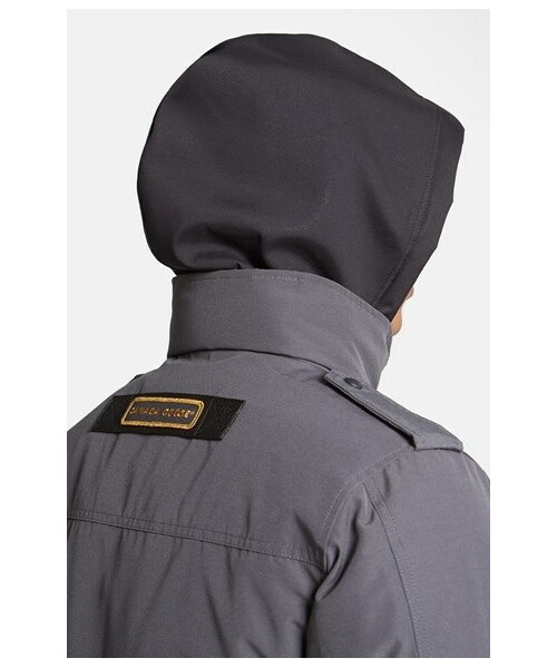 CANADA GOOSE(カナダグース)の「Canada Goose 'Burnett' Jacket(トップス・メンズ・Graphite Grey・Regular Medium)」の5枚目の写真