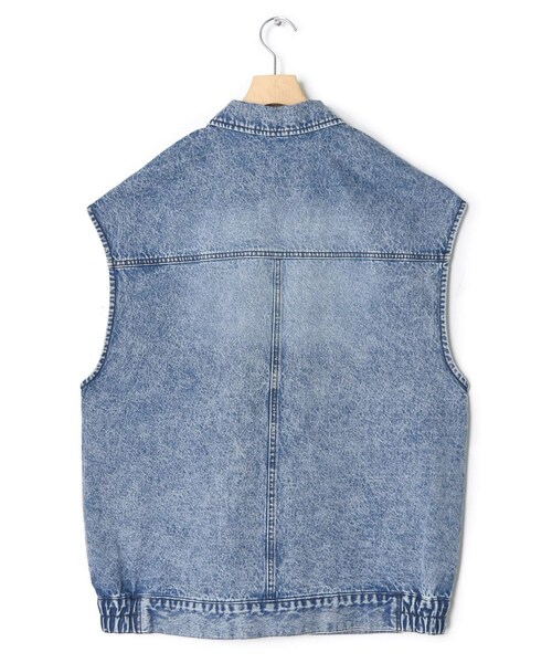 w closet（ダブルクローゼット）の「★先行予約★ビッグデニムベスト【2月上旬入荷】（ジャケット/アウター・レディース・ケミカルブルー・FREE）」の12枚目の写真