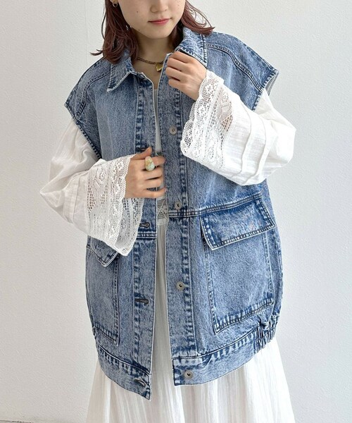 w closet（ダブルクローゼット）の「★先行予約★ビッグデニムベスト【2月上旬入荷】（ジャケット/アウター・レディース・ケミカルブルー・FREE）」の9枚目の写真