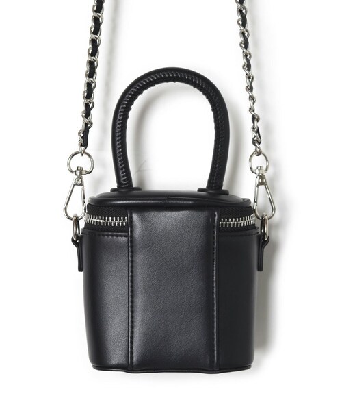 w closet（ダブルクローゼット）の「★先行予約★【2WAY】スクエアスモールショルダーバッグ【2月中旬入荷】（バッグ・レディース・オフホワイト/イエロー/ブラック・FREE）」の18枚目の写真