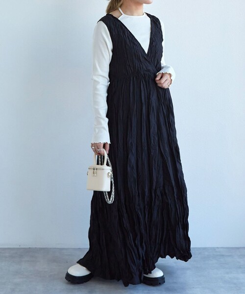 w closet（ダブルクローゼット）の「★先行予約★【2WAY】スクエアスモールショルダーバッグ【2月中旬入荷】（バッグ・レディース・オフホワイト/イエロー/ブラック・FREE）」の7枚目の写真