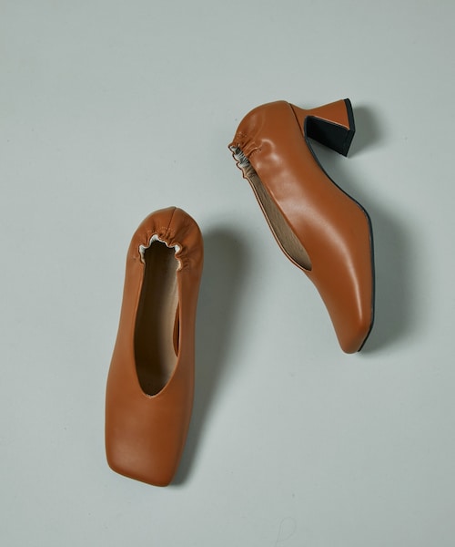 city（シティ）の「フレアーヒールシャーリングパンプス2（その他シューズ・レディース・NAT/IVR/BLK/BGE/TAN・1/2）」の3枚目の写真