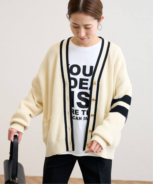 極美品 フレームワーク ライン畦ニットカーディガン ナチュラル 金ボタン F FRAMeWORK（フレームワーク）の「ライン畦ニットカーディガン（）」 - WEAR