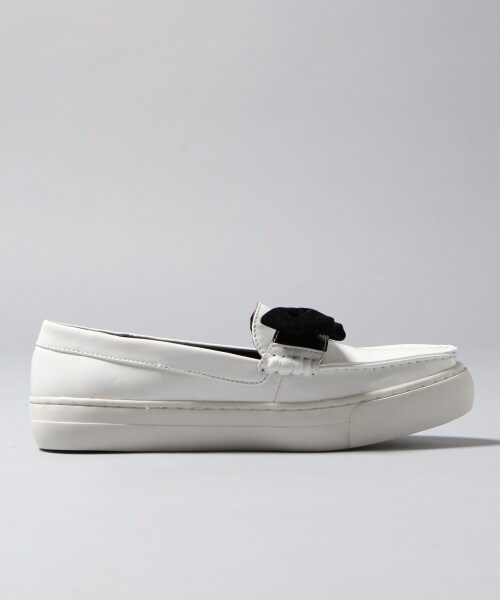 JEANASIS（ジーナシス）の「【先行予約】MARQUIスニーカー（シューズ・レディース・オフホワイト/ブラック・M（24.5～25cm）/L（25～25.5cm））」の5枚目の写真