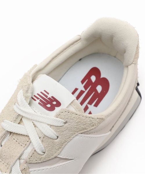 SLOBE IENA（スローブイエナ）の「《予約》【NEW BALANCE / ニューバランス】 327（その他・ベージュ/22.5/23/23.5/24/24.5）」の15枚目の写真