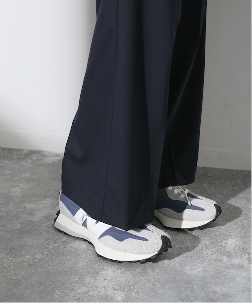 SLOBE IENA（スローブイエナ）の「《予約》【NEW BALANCE / ニューバランス】 327（その他・ベージュ/22.5/23/23.5/24/24.5）」の4枚目の写真