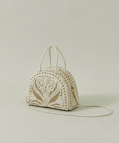 mame（マメ）の「Cording Embroidery Demi Lune Handbag（ハンドバッグ・レディース・BLK/BGE/TAN・FREE/1）」の2枚目の写真