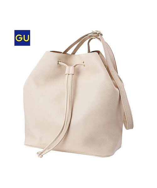 GU（ジーユー）の「（GU）ＷＯＭＥＮドロストショルダーバッグＡ（WOMEN ⁄ バッグ・レディース・BLACK/PINK/BEIGE・-）」の2枚目の写真