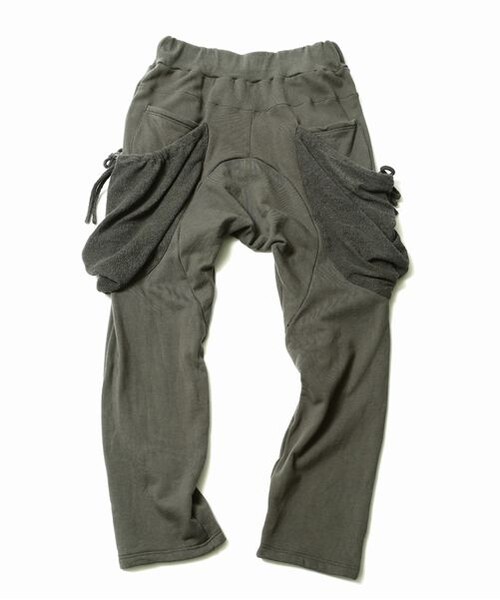 VIRGOwearworks(ヴァルゴウェアワークス)の「SWT PETAURISTA CARGO スウェット カーゴパンツ(パンツ・メンズ・CHARCOAL/KHAKI/BLACK・2/3/4)」の3枚目の写真