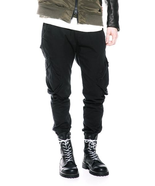 VIRGOwearworks(ヴァルゴウェアワークス)の「FIGHTING STRETCH CARGO サルエル テーパード カーゴパンツ(パンツ・メンズ・KHAKI/NAVY/BLACK・2/3/4)」の1枚目の写真