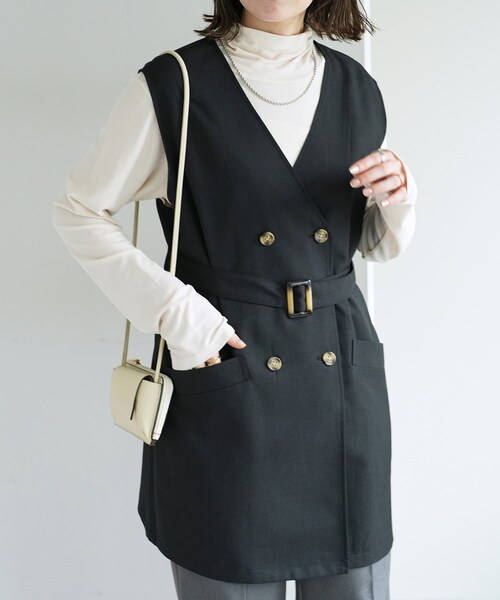 DISCOAT（ディスコート）の「【SS先行予約アイテム/WEB限定】ノーカラーダブルベスト（ベスト・レディース・アイボリー/グレージュ/ブラック・F）」の2枚目の写真